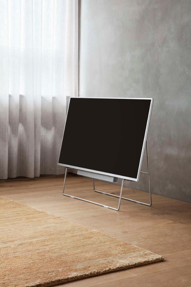 Carry TV stander Cedar green