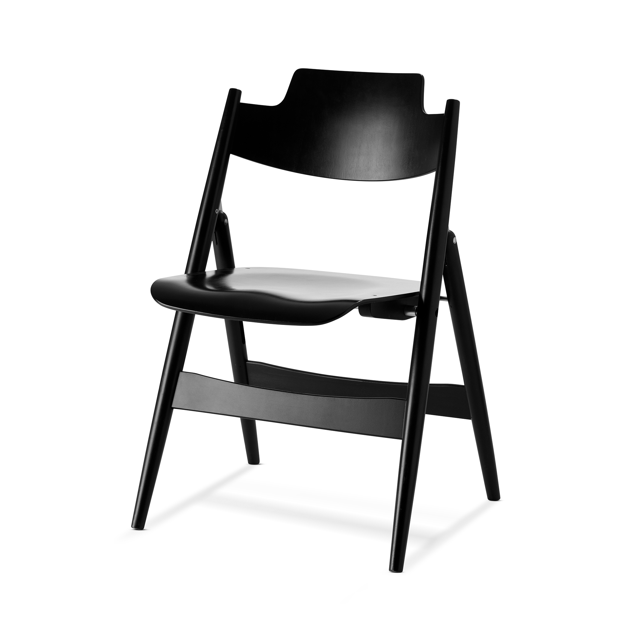 please-wait-to-be-seated-se18-folding-chair